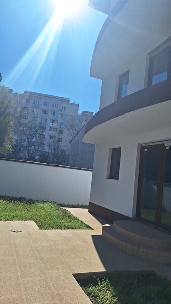 Titan- Parcul Titanii